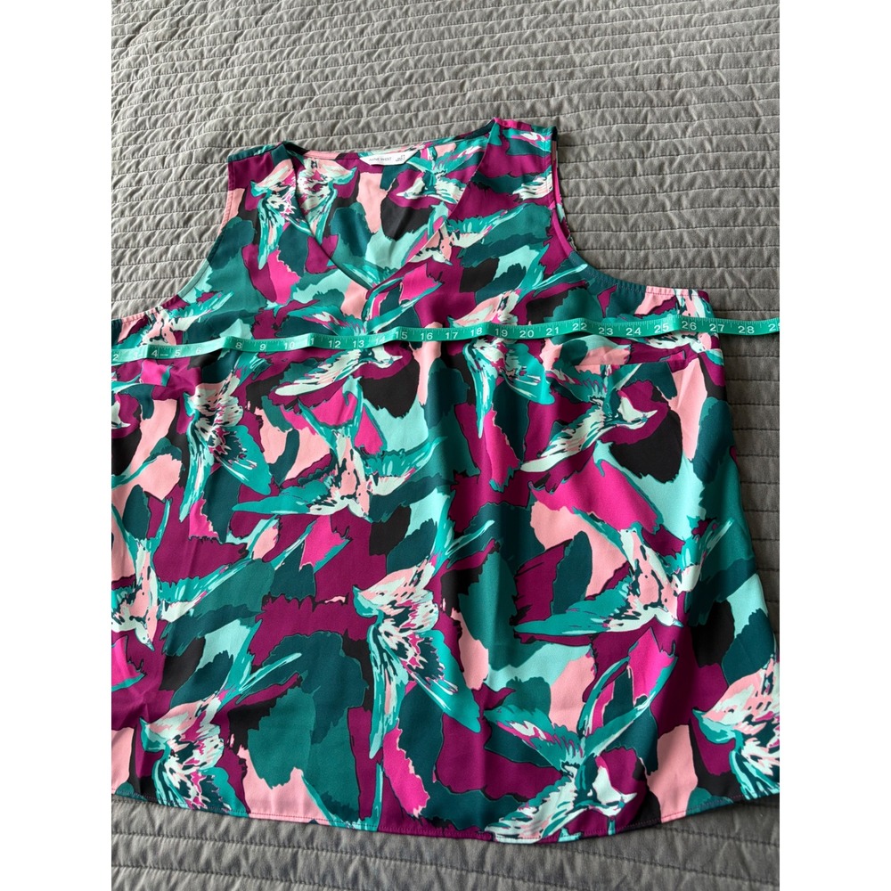 Nine West Womens 2X Abstract Floral Sleeveless V-Neck Blouse Magenta Teal Pink - Picture 6 of 9